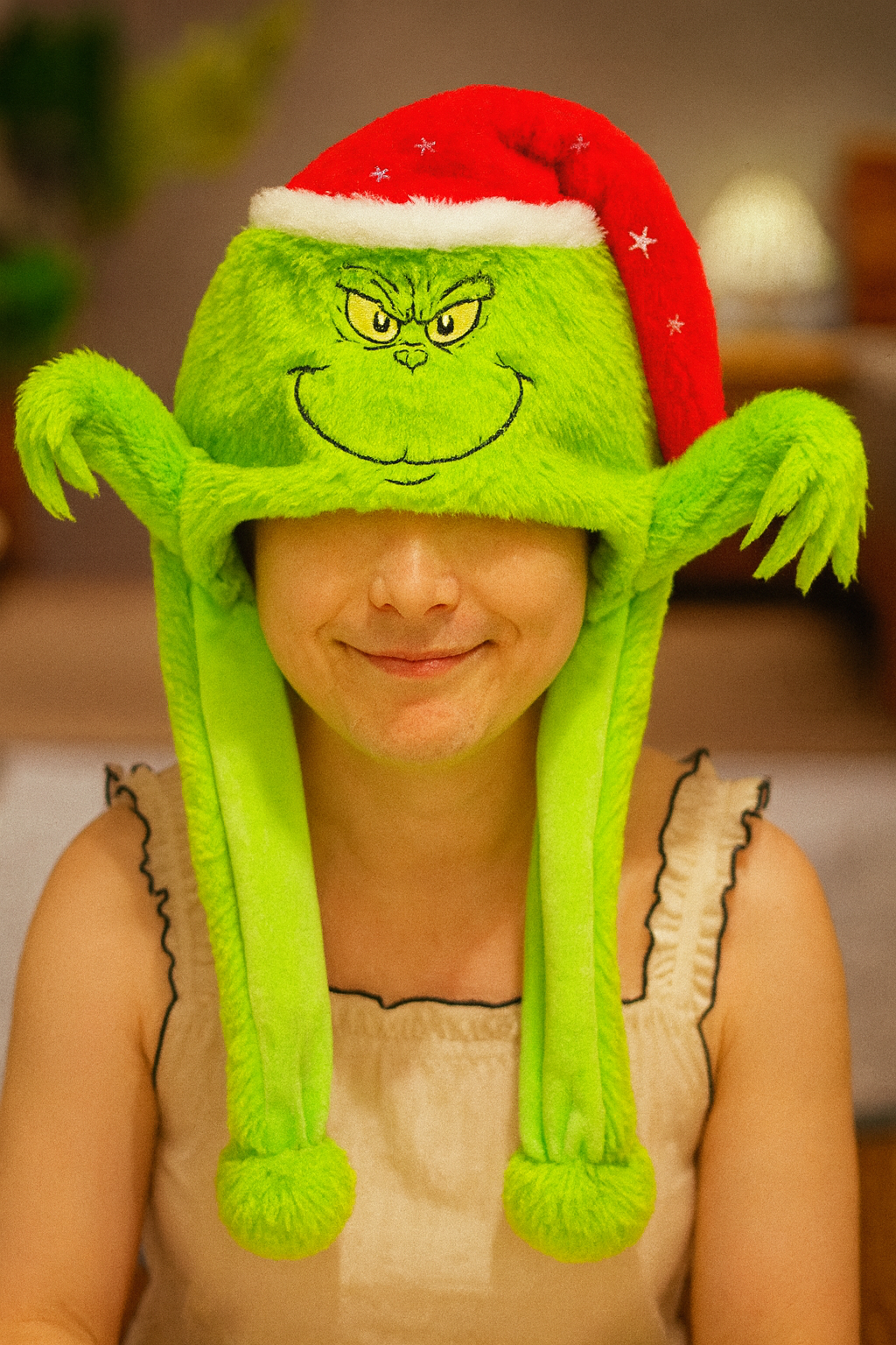 Festive Fun Plush Hat with Moving Ears